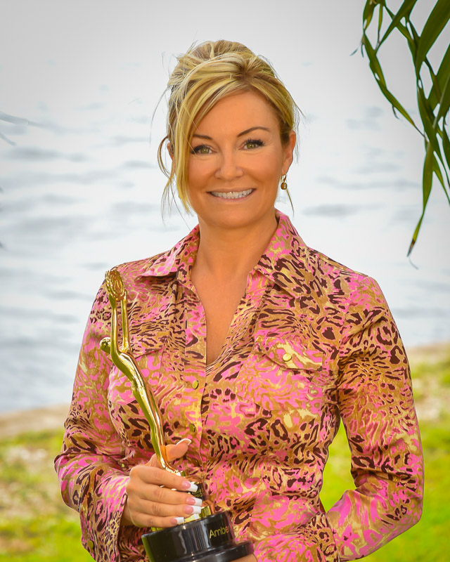 Amber Yates - Century 21 Thompson Realty Amber Yates - Century 21 Thompson Realty Cayman Islands